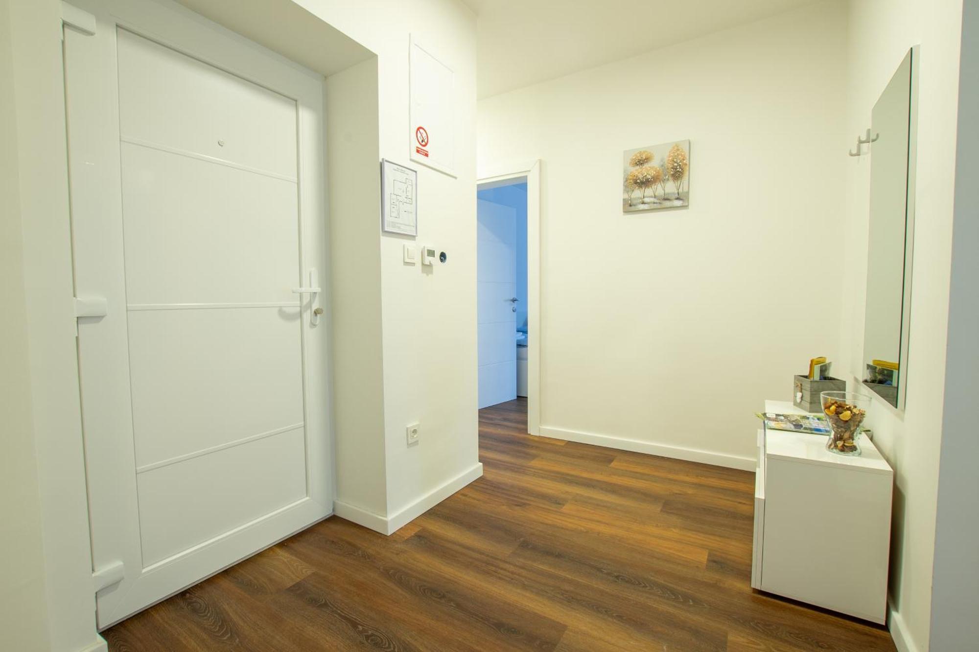 Apartman Valentina - Self Check In And Check Out Otočac Exteriér fotografie